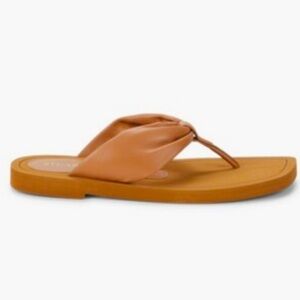 Stuart Weitzman EUC Sz 8B “Cassie” Sandal in Light Brown